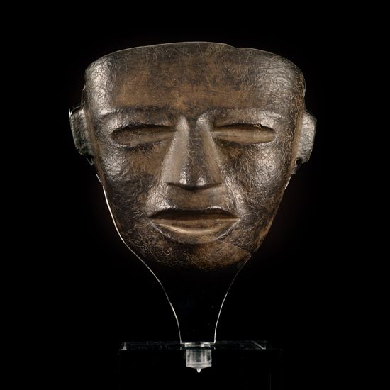 Importante Maschera Antropomorfa